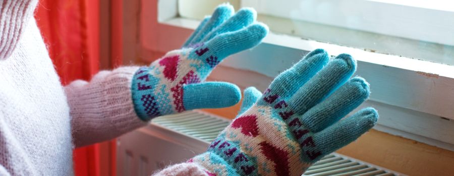 cold hands on radiator