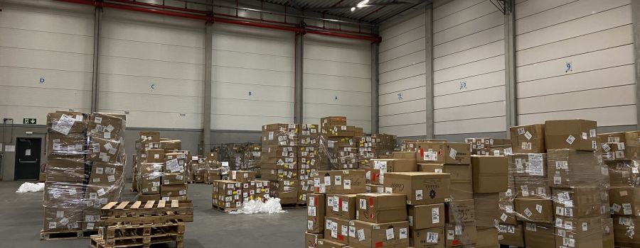 e-commerce parcels in a customs warehouse in Liège airport